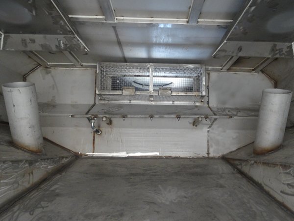 洗掃車垃圾箱內部 洗掃車垃圾箱內部