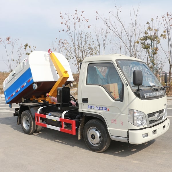 4方勾臂式垃圾車圖片